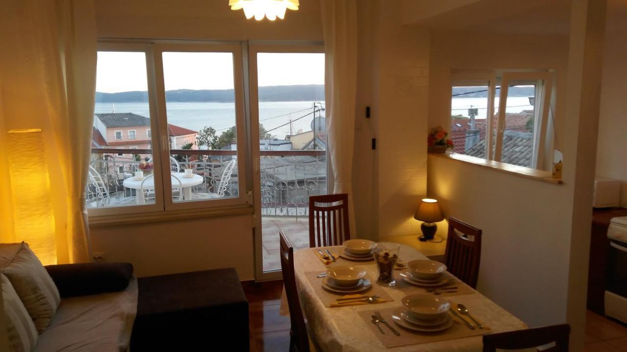Apartmani Lela Selce Exterior photo
