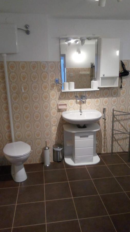 Apartmani Lela Selce Exterior photo